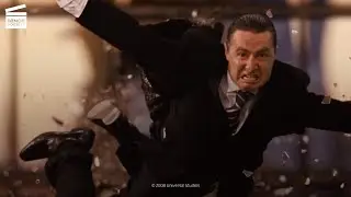 Wanted : Cross tue Mr. X (CLIP HD)