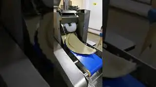 Производство чебуреков 140гр  на аппарате HLT 700XL ANKO с формующим модулем 200х100 мм
