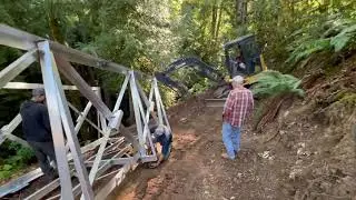 Setting a 72x6' RollingBarge com Bridge Over a Canyon