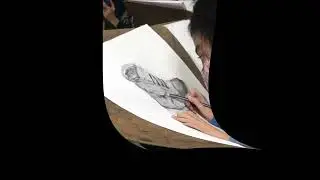 Karakalem ayakkabı çizimi