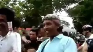 Botol bisa bercakap. Hebad!!