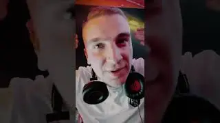 Leje wina w klubie, takie życie 😀 IG - axemodj FB - axemodj