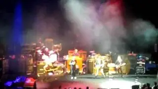 Joe Bonamassa jams with Deep Purple - Maybe I'm A Leo - Sunflower Jam 2011