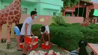 Bea’s Gift Giving