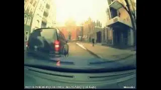 Женщина за рулем / ДТП авария / Car accidents caught on tape crash