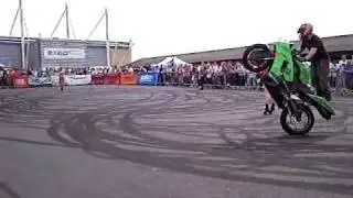Insane Motorbike Skills!! Wheelies!! Turns the works!!