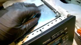 Volvo S60 V70  HU-803 HU-850 opening & cd unit swap (skipping, not ejecting)  2001-2009