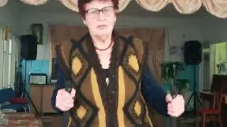 БАБУШКИ ПОКАЗЫВАЮТ КАК ПРАВИЛЬНО ХОДИТЬ! Скандинавская ходьба