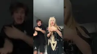 Ана говорит люблю а патом снимает маску сумочку хочу 