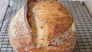 Pane casereccio (ricetta facilissima) e con soli 3 ingredienti.