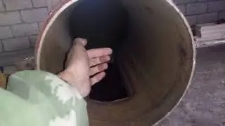 Сарай и самодельная печь из баллонов