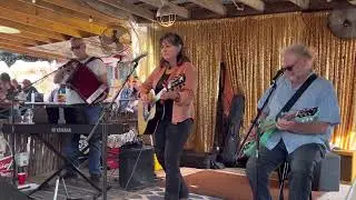 Tish Hinojosa - By the Rio Grande @Bend General Store 3/5/2023 live in Bend Texas