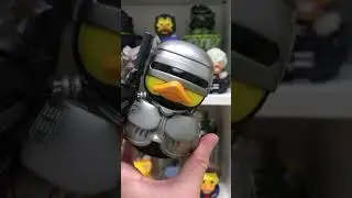 ROBOCOP BUT HE IS A DUCK!
