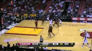 Dwyane Wade highlights vs Cavaliers 24/11/12 18 points (and game saving block)