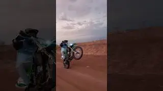 UN POCO DE MOTOCROSS 🤙🏻#motocross #wheelie #enduro #parati #fyp #viralshorts #shorts
