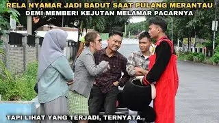 PRIA INI RELA NYAMAR JADI BADUT SAAT PULANG MERANTAU, DEMI MEMBERI KEJUTAN UNTUK MELAMAR PACARNYA !!