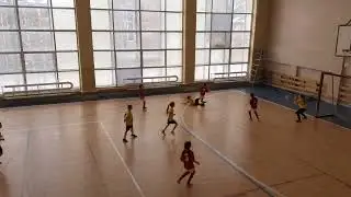 Веселина  Брагина забивает гол