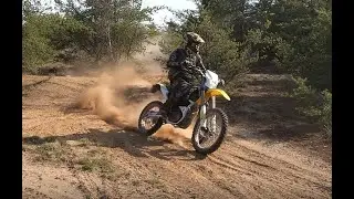 Surron Storm Bee F - Electric Dirt Bike Riding