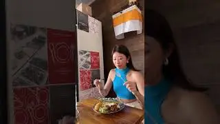hong kong girl learning indonesian for 4 months trying to order food!