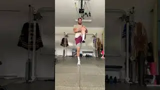 Knee to Chest Dynamic Warmup Stretch 