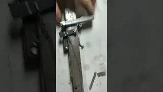 Курковый ударник из хлама.