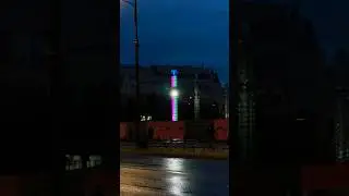 На пл. Ленина в Якутске проверяют работу подсветки колонн-сэргэ. #якутия #якутск #shots #yakutsk