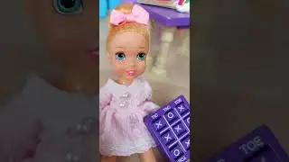 Annie and Chris Learn to SHARE🧸 #dolls #YouTubeChamps 🔥 #sharing