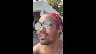 Александр Рогов  шлет привет из Тая!