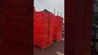 Работа кипит перед майскими праздниками