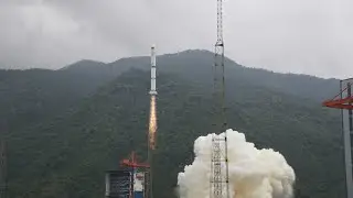China's Geely Auto Group launches satellite for intelligent connected vehicles / 中国吉利集团发射吉利未来出行星座