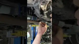 What happens if you partially replace the oil in the automatic transmission of Toyota Camry