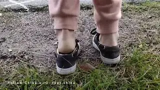 EP16. Public shoeplay in the park sockless sneakers Converse