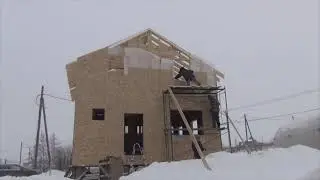 Обшиваем стены