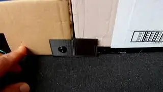 Carboard box, corner-gripper thingy