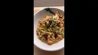 10-minute peanut butter noodles