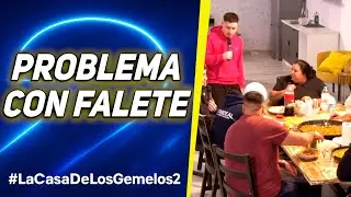 PROBLEMA CON FALETE EN LA COMIDA | La Casa de los Gemelos 2