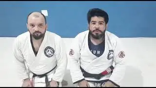 Passagem de guarda fechada. Ela chamada de balde.