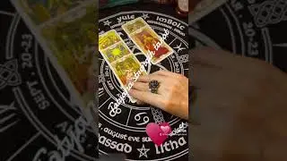 Общий расклад Любовный треугольник💔