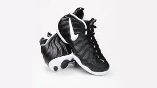 Sneakers In 4K: Nike Air Foamposite Pr Dr. Doom