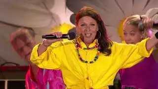 Allsång: Fyra bugg och en Coca Cola - Lotta på Liseberg (TV4)