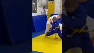 С переломом)