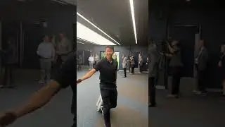 손흥민 실물 느낌.