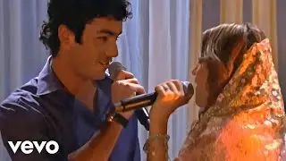 Eiza - 'Mágico' [F.t Aarón Díaz]