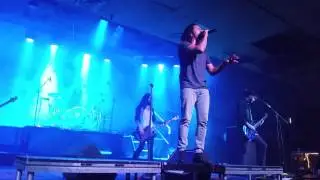 Pop Evil- Torn To Pieces