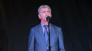Памяти Расула Гамзатова. Абдулла Магомедмирзаев «Журавли» (на аварском языке)