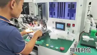 FPC and glass are bound and hot pressed, or FPC and FPC are bound and hot pressed by ACF adhesive
