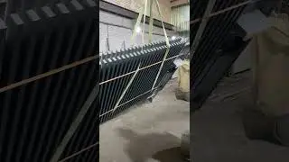 Процесс монтажа современных ворот. Продолжение.