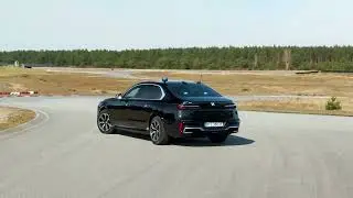 Escaping an attack in the bulletproof BMW i7 Protection