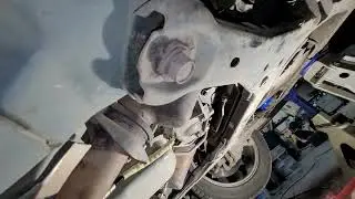 05 STS V8 RWD 02 Sensors