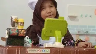 keseruan adek di rumah bermain
